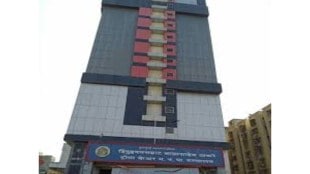 jogeshwari trauma center staff strike over pending salary