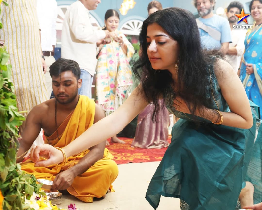 star pravah new serial lapandav on air date and timing starring rupali bhosale krutika deo and chetan vadnere