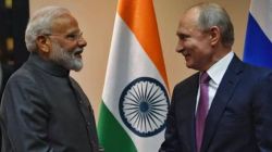 PM Modi Speaks to Putin : भारत रशिया संबंध आणखी दृढ; मोदींची पुतिन यांच्याशी चर्चा व भारतभेटीचे निमंत्रण