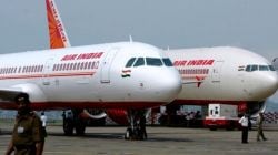Mumbai Airport : मुंबई विमातळावर नेटवर्कमध्ये बिघाड, अनेक विमान उड्डाणांवर परिणाम; एअर इंडियाने जारी केल्या मार्गदर्शक सूचना