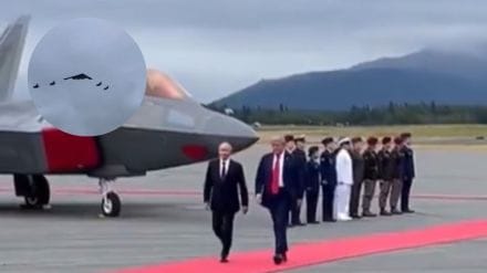 Video of B-2 stealth bomber thundered across skies over Putin’s head in Alaska