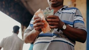 Personal Loan vs Gold Loan know Which is best for you and why