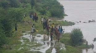 malegaon man tries to end life with daughter locals save both