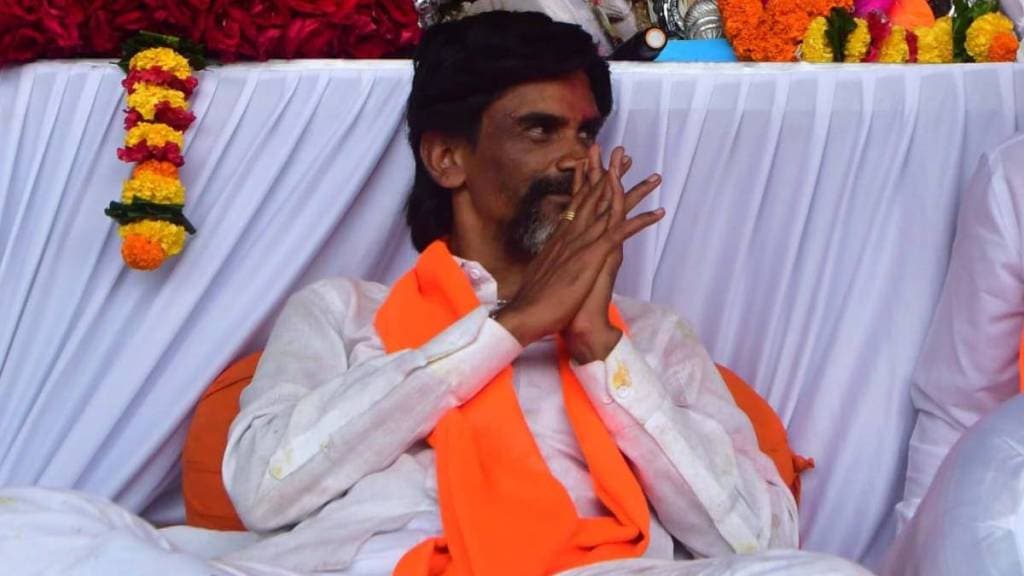 activist Manoj Jarange protest at azad maidan