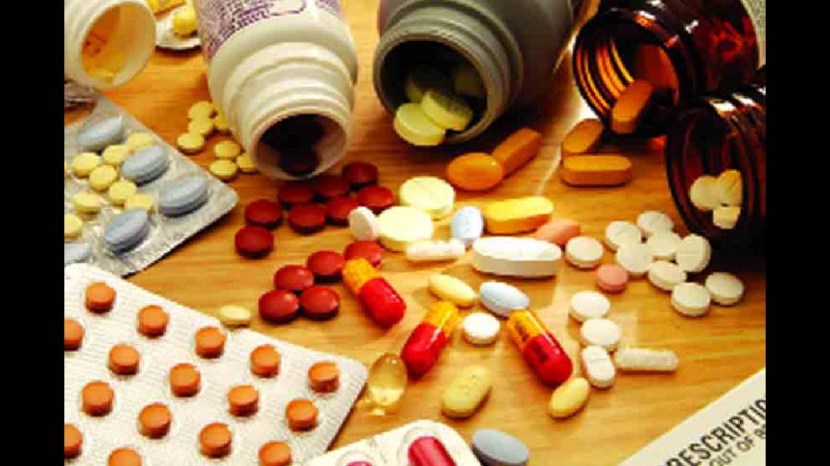 medicine-multivitamin