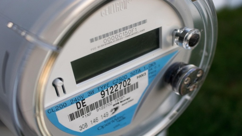 electricity theft Jalna, TOD meter tampering, Maharashtra power theft cases, Jalna police electricity fraud, Mahavitaran meter inspection, electricity meter manipulation, power theft legal cases, TOD meter online monitoring, Jalna energy theft investigation,