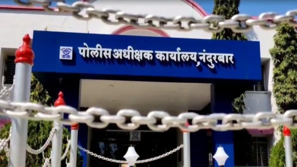 nandurbar youth dies in banner dispute