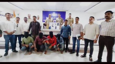 Shooting spree in the streets; Four goons arrested in Malegaon