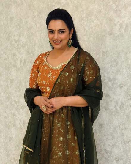 दरम्यान मार्टिनने म्हटले की, अश्लिल व्हिडीओद्वारे श्वेता मेननने कोट्यवधींचे उत्पन्न मिळवले आहे. मात्र मार्टिनच्या आरोपाची सतत्या पडताळली गेली नाही.