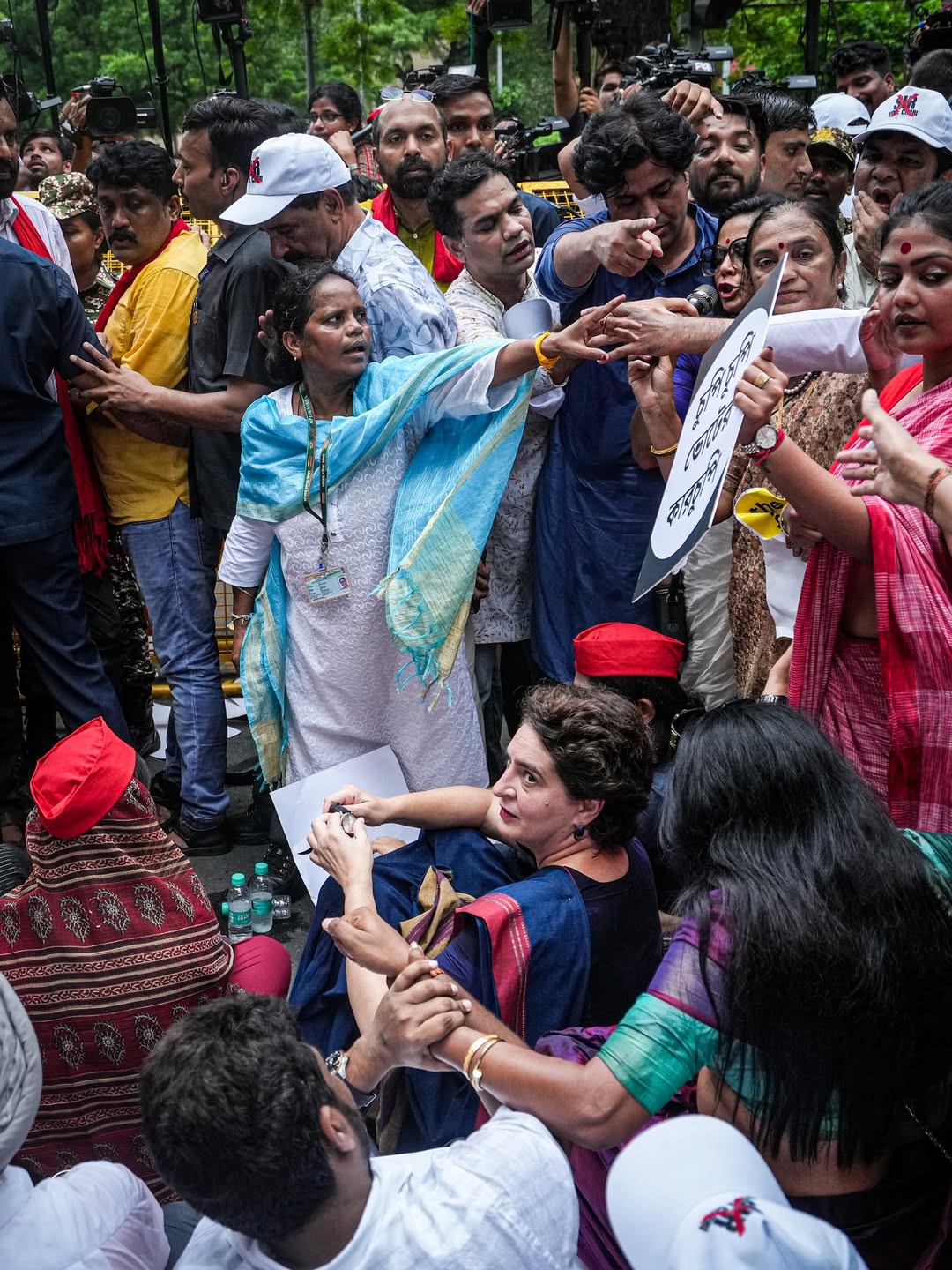 parliament protest, rahul gandhi, india alliance protest photos, election commission