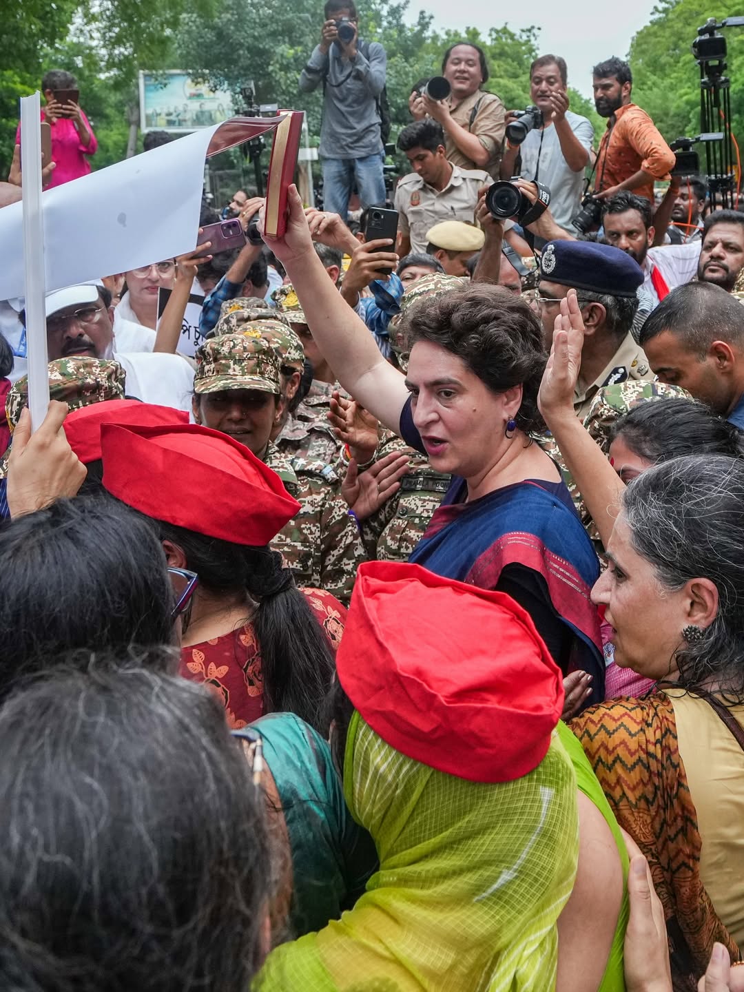 parliament protest, rahul gandhi, india alliance protest photos, election commission