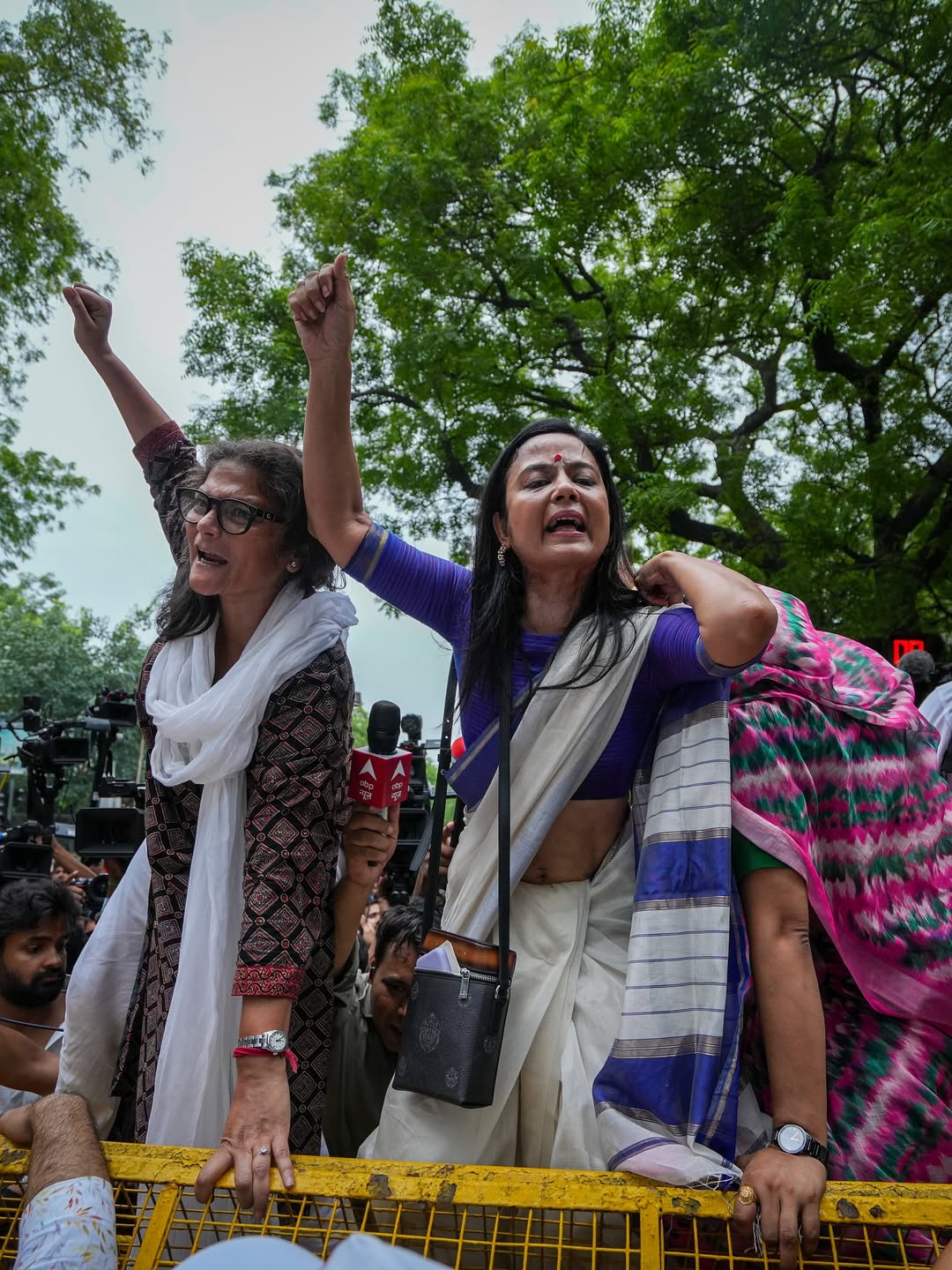 parliament protest, rahul gandhi, india alliance protest photos, election commission