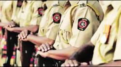 आमदाराचा पुतण्या असल्याचे सांगून ‘नो एन्ट्री’तून जाण्यासाठी पोलिसांना शिवीगाळ