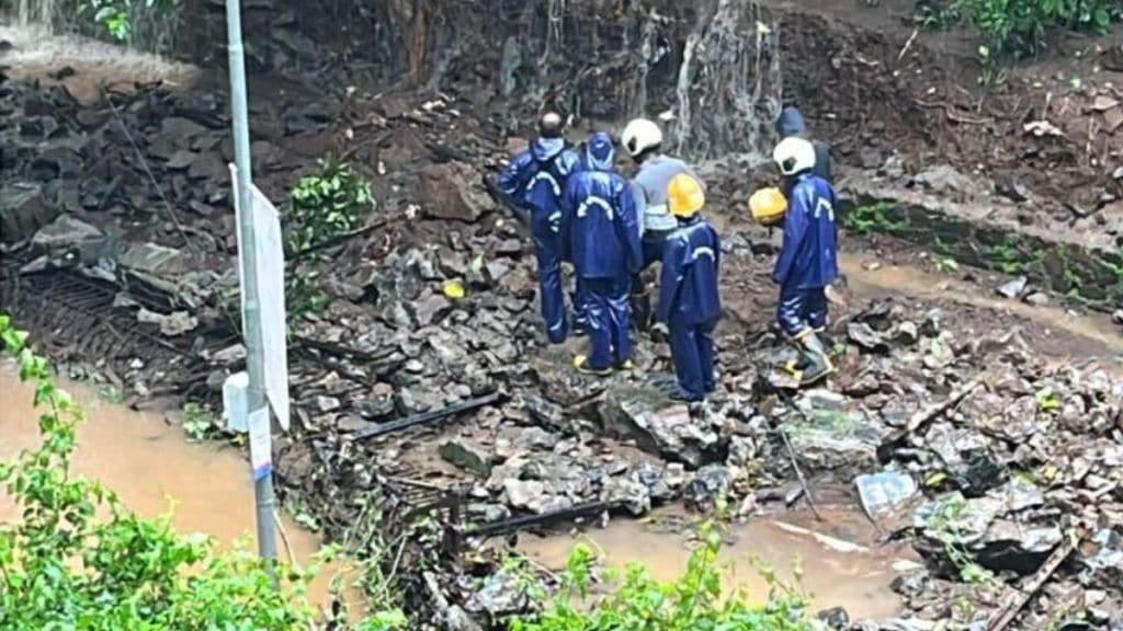 Mumbai Heavy Rain alert One dead after protective wall collapses at Nepean Sea Road in Malabar Hill mumbai