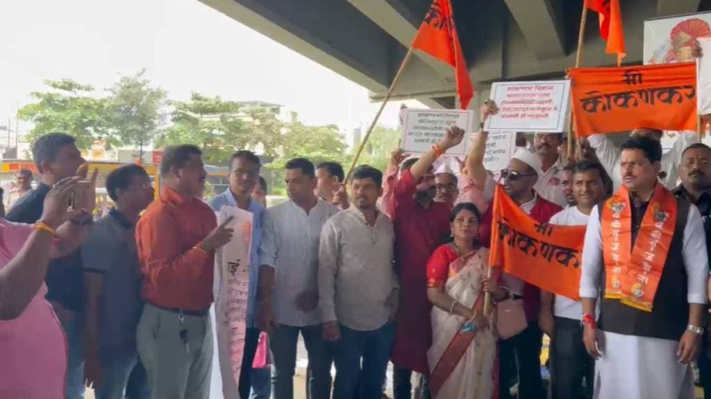 protest against Mumbai Goa highway work delay