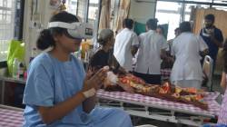 रुग्णालयात उपचार घेत असल्याने गणेश दर्शनाला जाता येत नव्हते… मग त्यावर असा काढला गेला मार्ग…