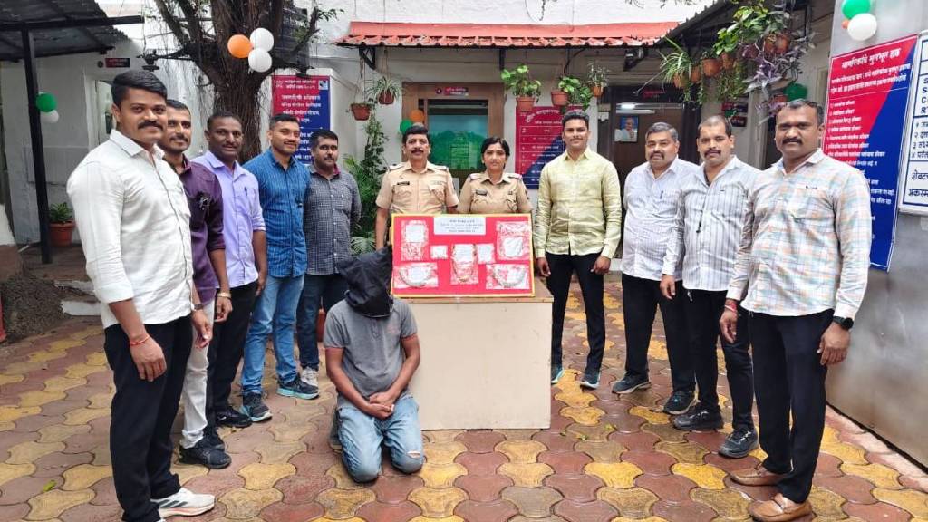 Society watchman caught in pune burglary case