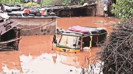 Rains wreak havoc across maharastra Rains wreak havoc across maharastra