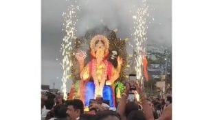 ratnagiri cha raja grand arrival procession ganesh Utsav celebrated with dhol dj Uday Samant Ganpati Mandal