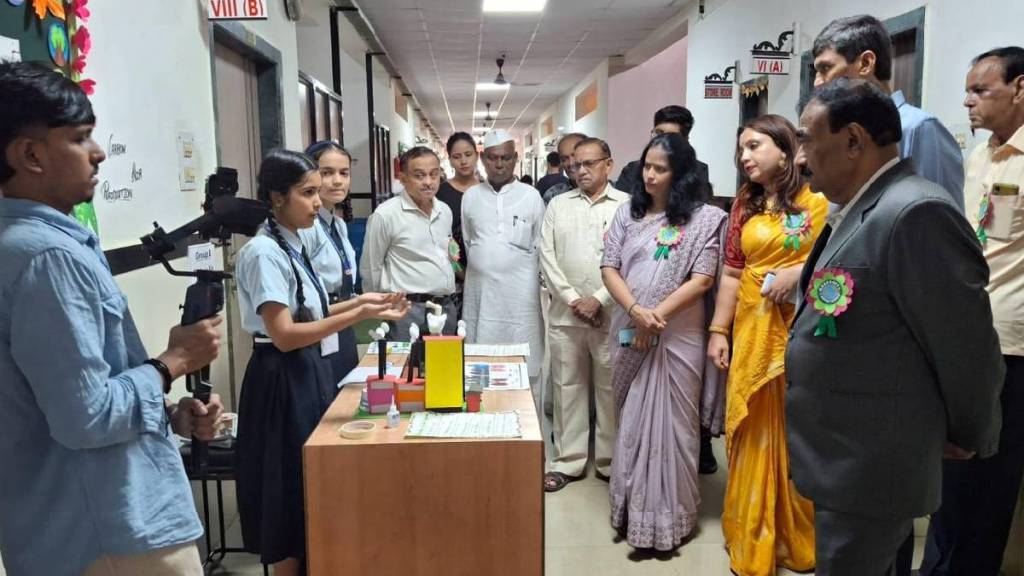 science exhibition Mutha School Kalyan Students displayed eco-friendly projects