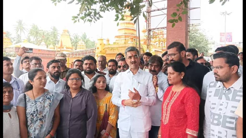 Satara Guardian Minister Shambhuraje's instructions to the Karad Municipality Chief Officer...