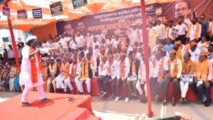 shivsena ubt protest led by Ambadas Danve against state government ministers