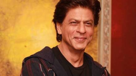 Shah Rukh Khan is extremely boring complains Boman Irani shared his experience oh working with srk