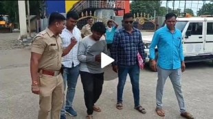 street harasser caught paraded by nandurbar police