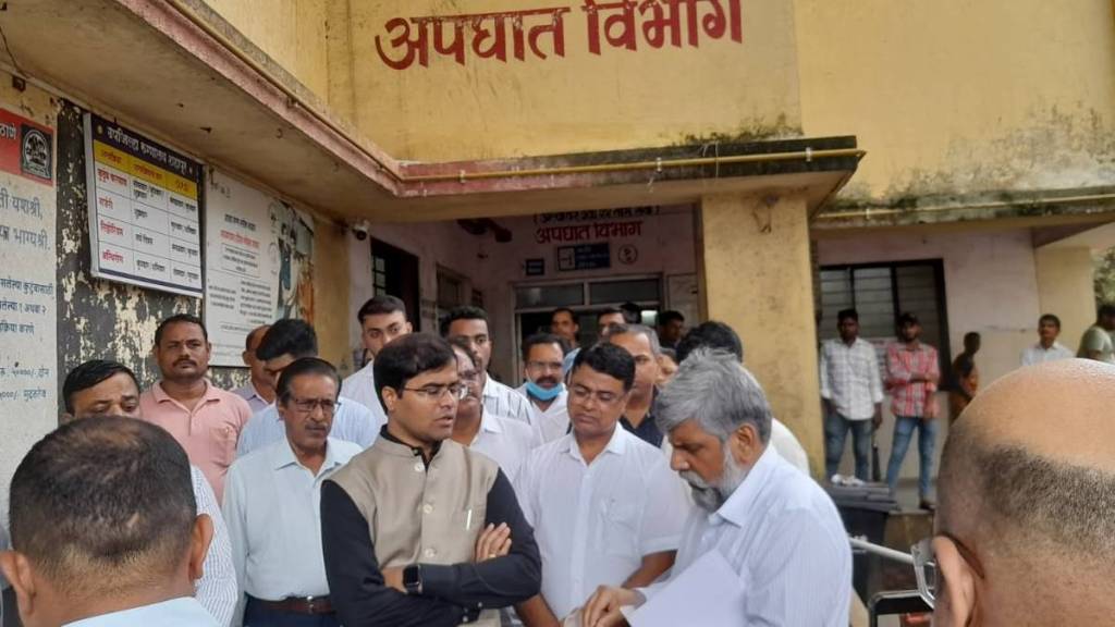 Thane District Collector Shrikrishna Panchal will submit a proposal to the government regarding a 200 bed hospital in Shahapur