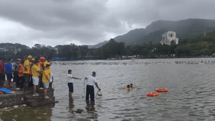 Thane drowning incident, child drowning Upvan Lake, Raj Bhaskar Chabukswar death, Upvan Lake accident, Thane police rescue, Thane drowning incident, child drowning Upvan Lake, Raj Bhaskar Chabukswar death, Upvan Lake accident, Thane police rescue,