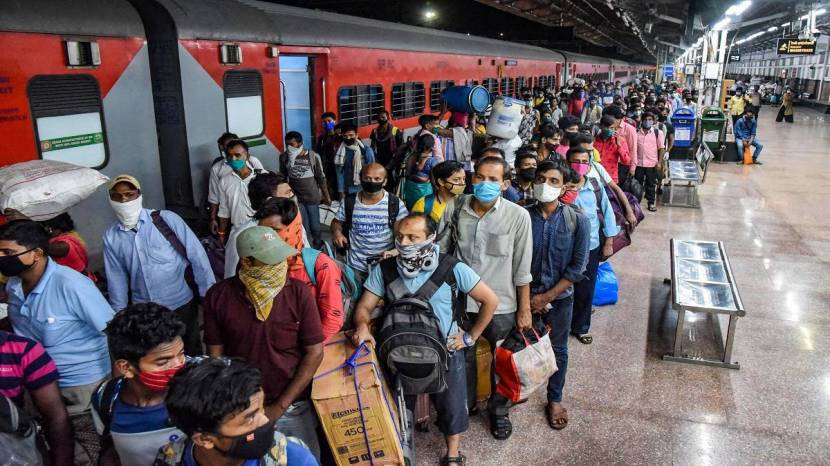 train luggage booking rules
