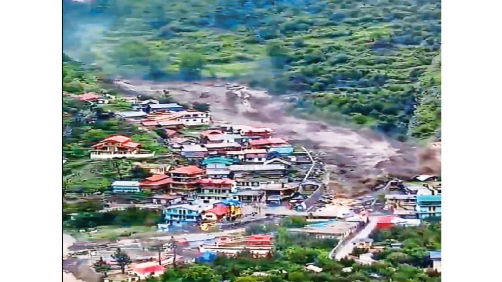 उत्तराखंडमध्ये मंगळवारी ढगफुटी. 
