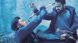 War 2 Movie Review: ॲक्शनच्या नावाखाली खेळखंडोबा