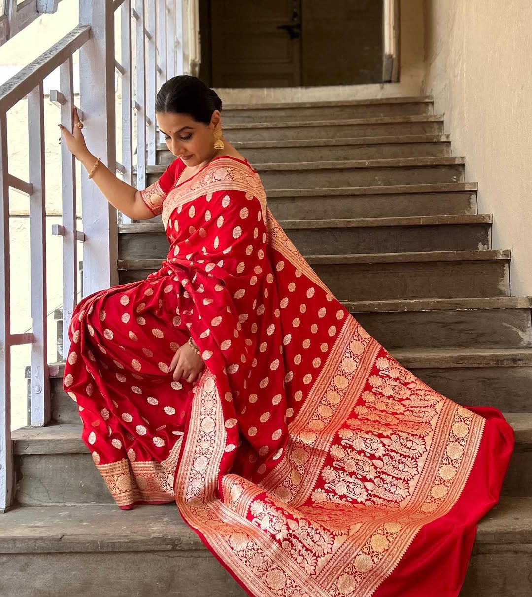Bollywood actress vidya balan second day navratri red saree look 