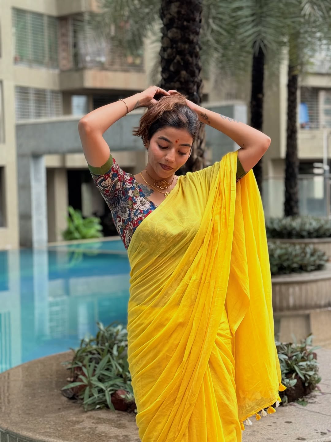 singer Juilee Jogalekar navratri day 4 look