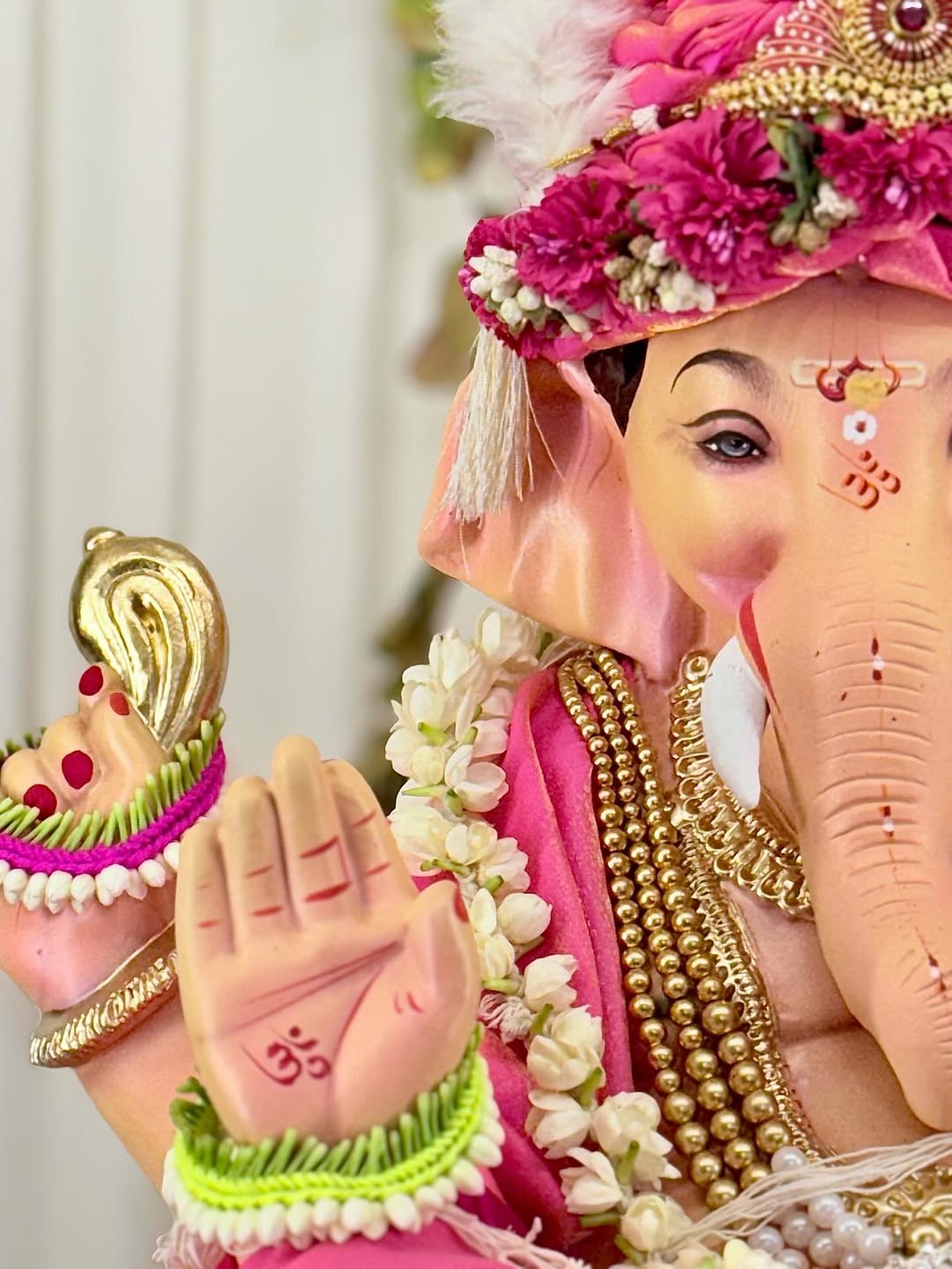  shreya bugde emotional farewell 