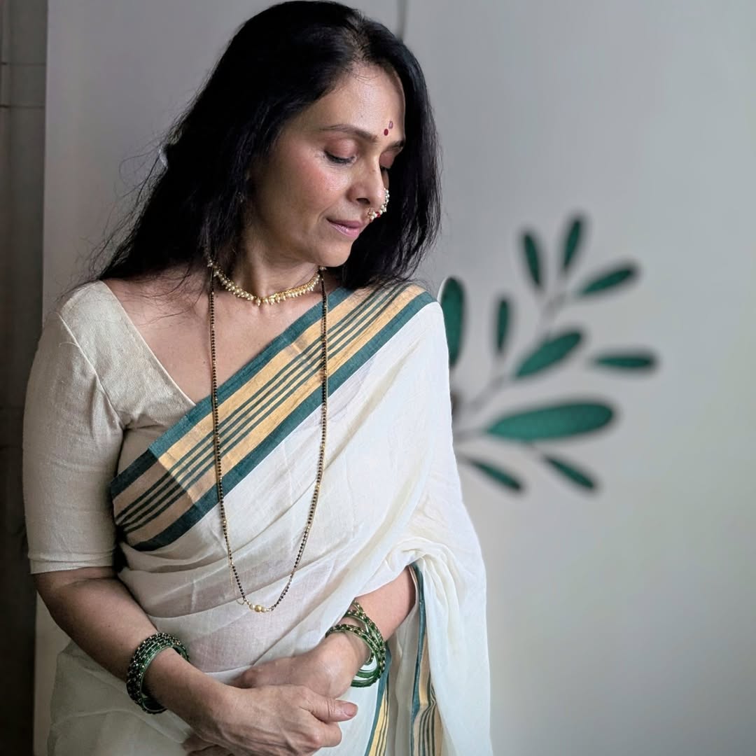 aishwarya narkar handloom cotton white saree photoshoot