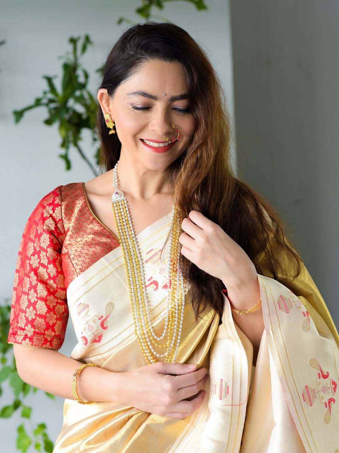 Marathi actress sonalee kulkarni