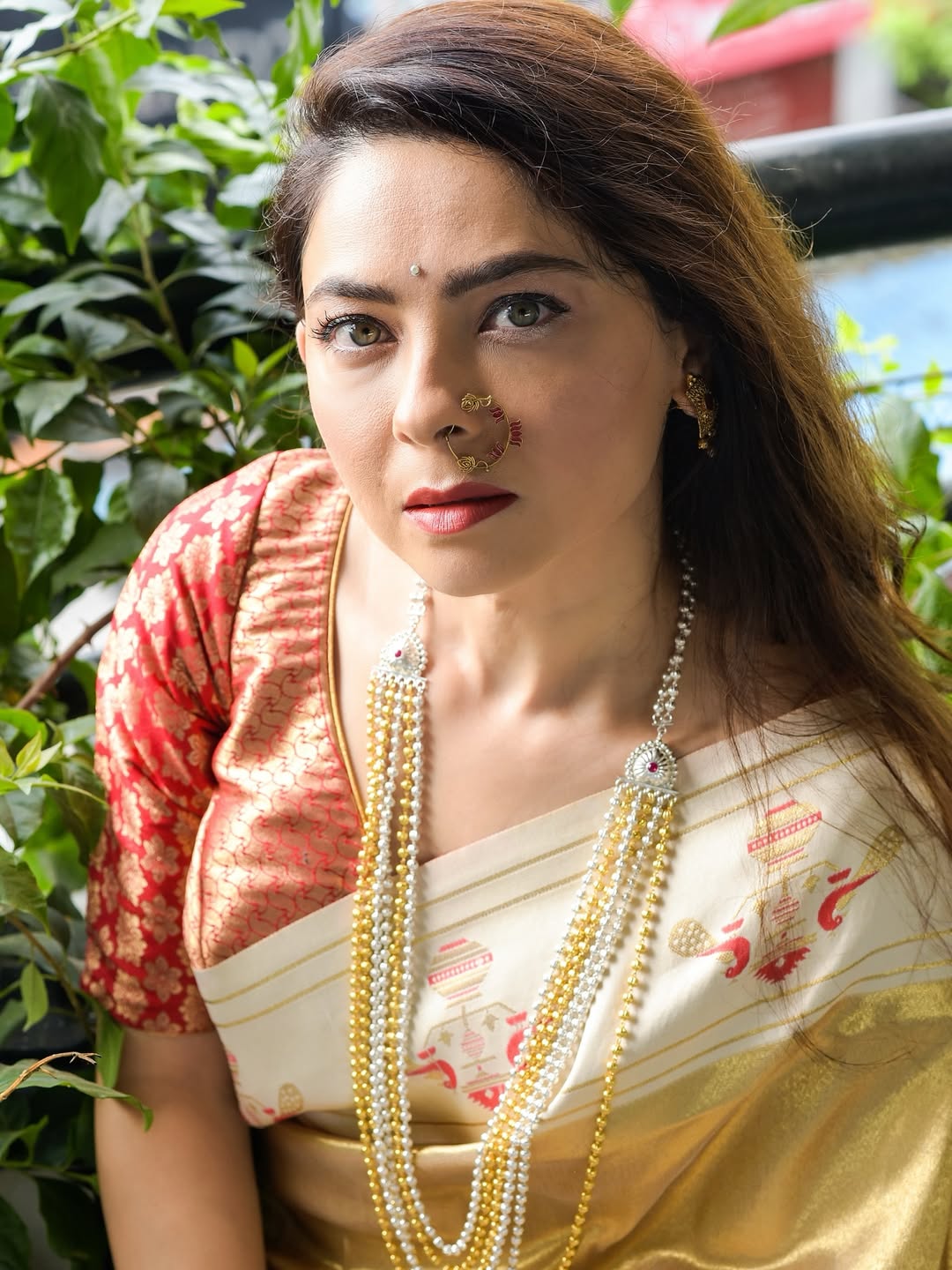 Marathi actress sonalee kulkarni