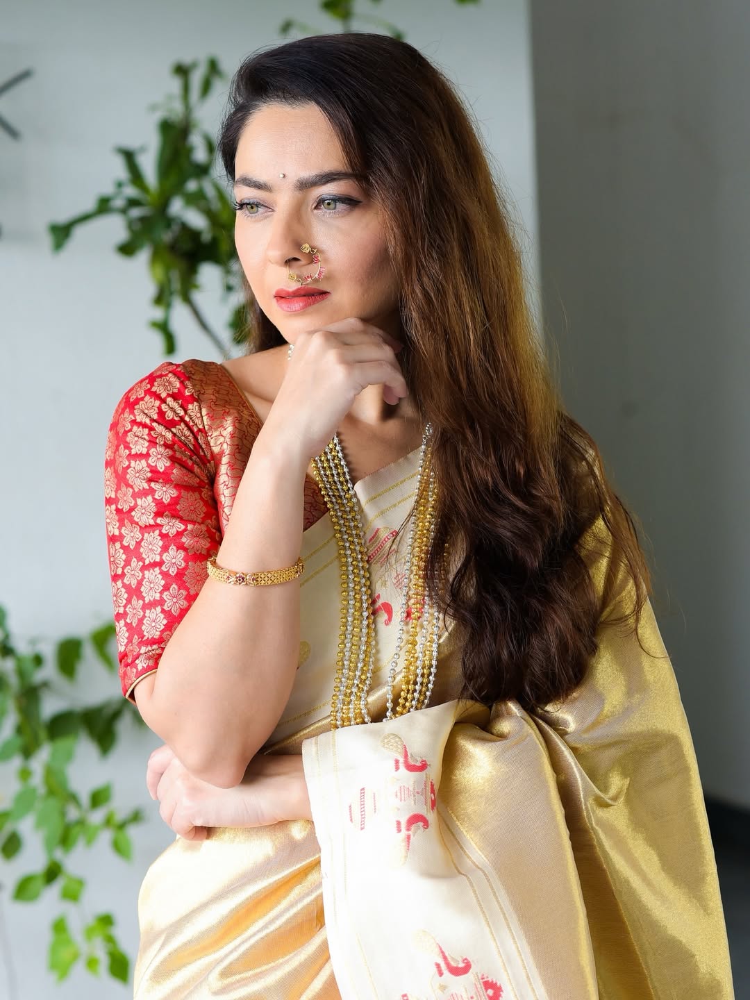 Marathi actress sonalee kulkarni