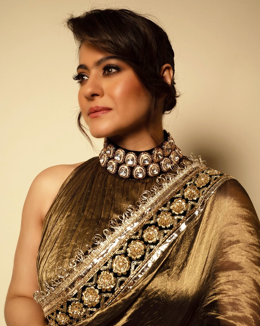 kajol devgan wearing manish malhotra desiner saree