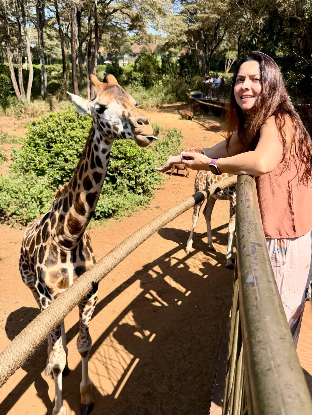  sonalee kulkarni travel nairobi giraffe centre
