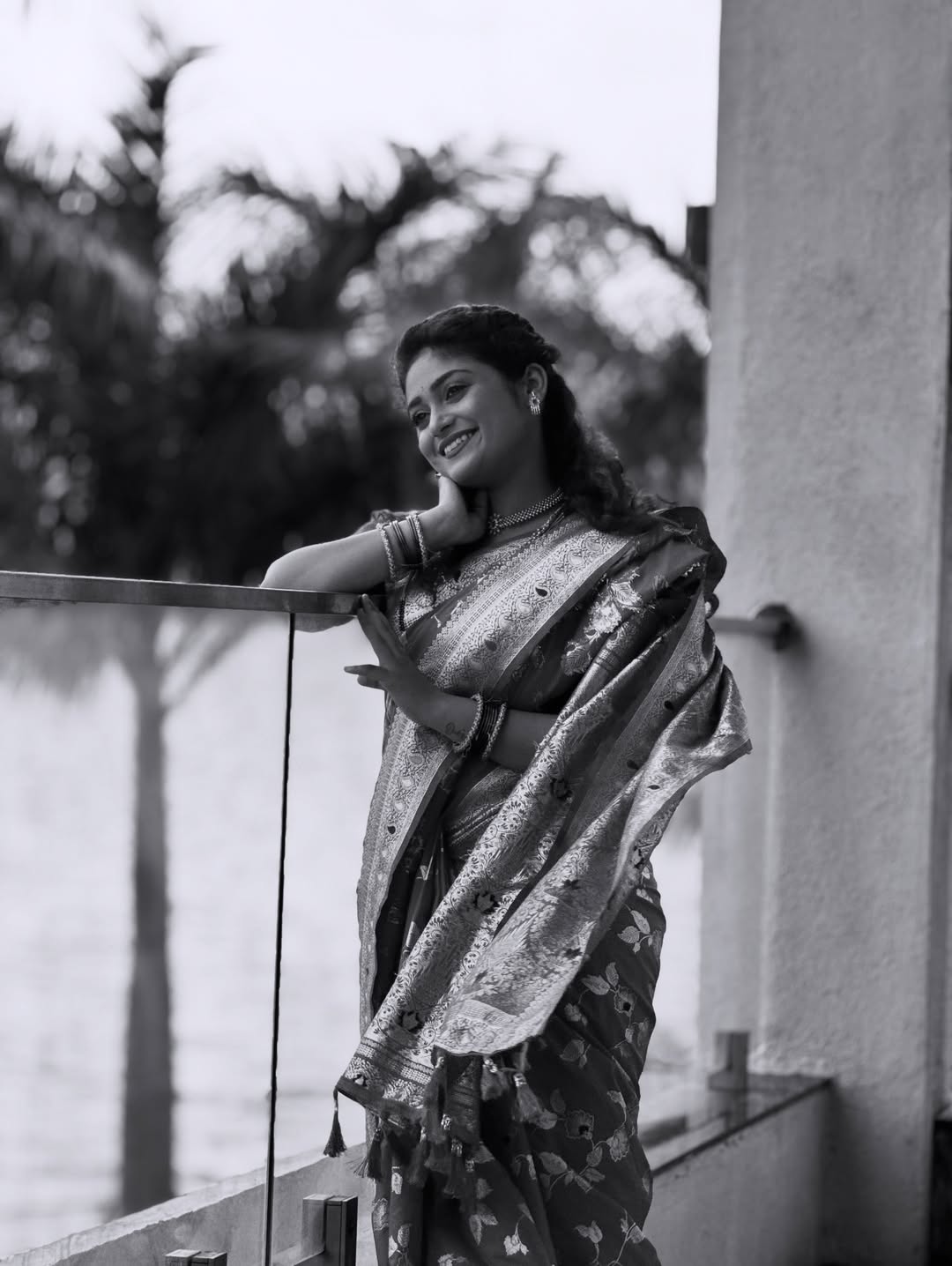 Paaru marathi serial fame actress sanjana kale