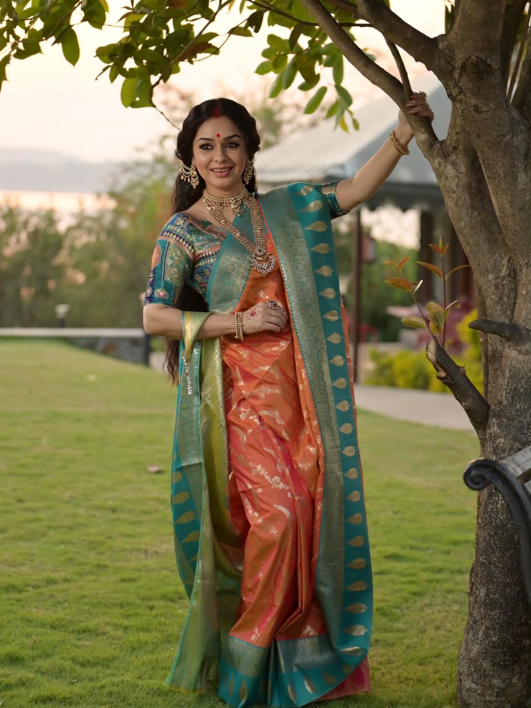 sukhada khandekekar