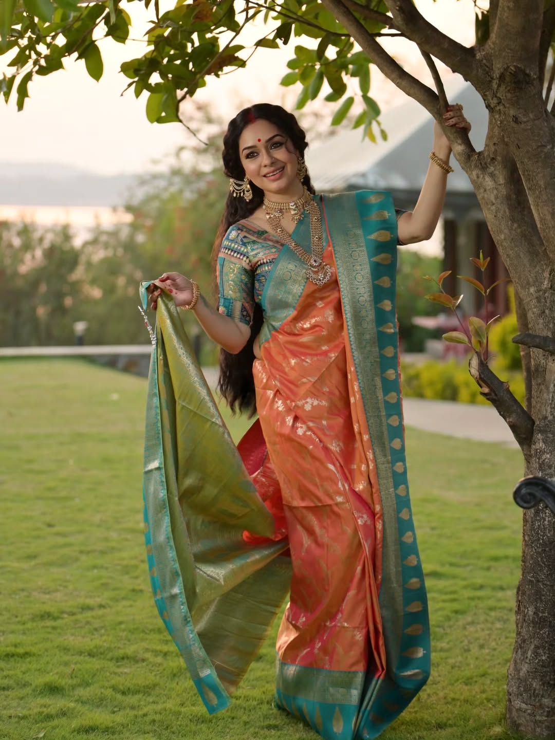 sukhada khandekekar