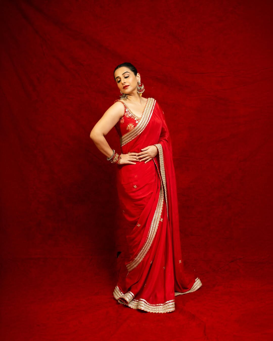 Bollywood actress vidya balan second day navratri red saree look