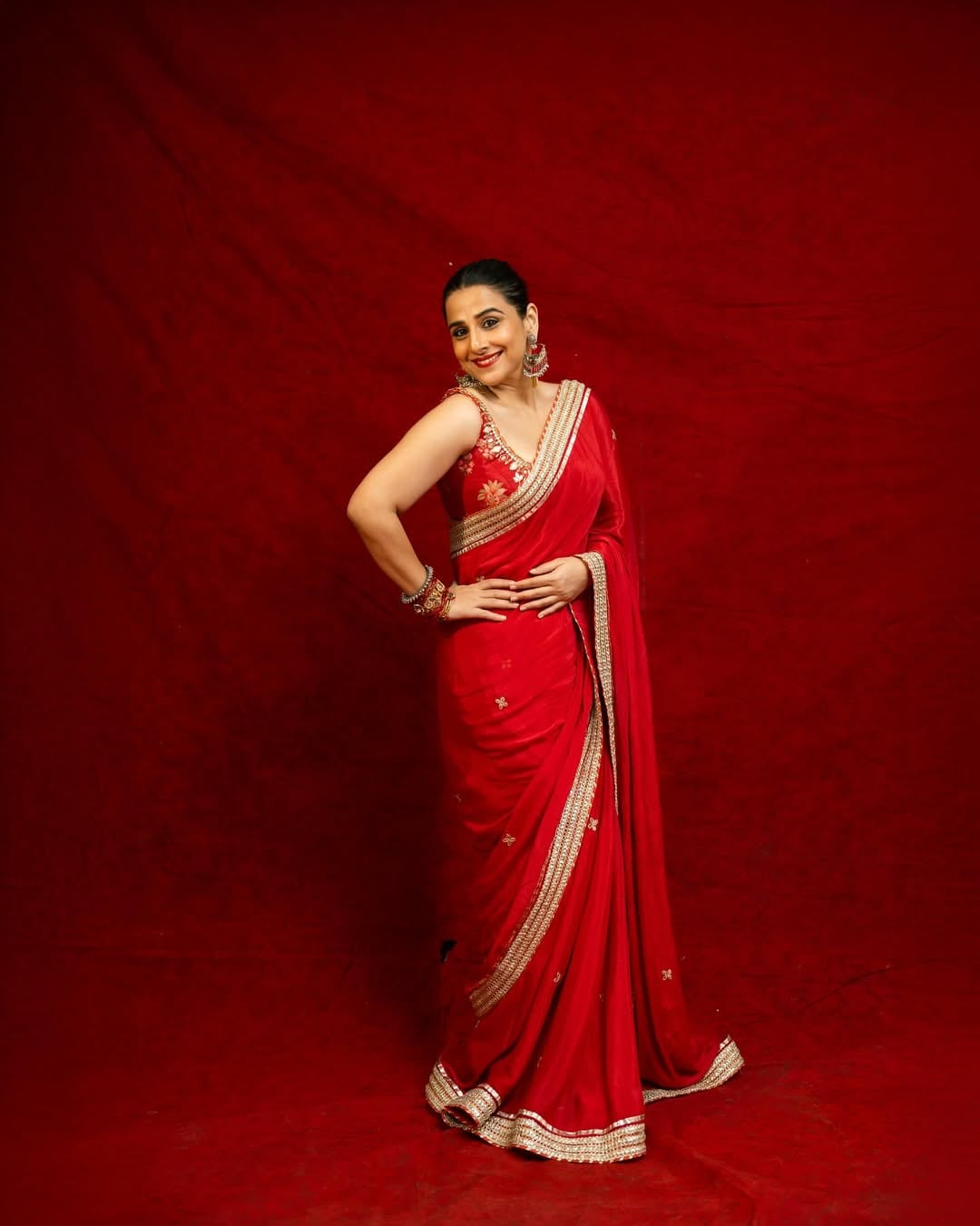 Bollywood actress vidya balan second day navratri red saree look 
