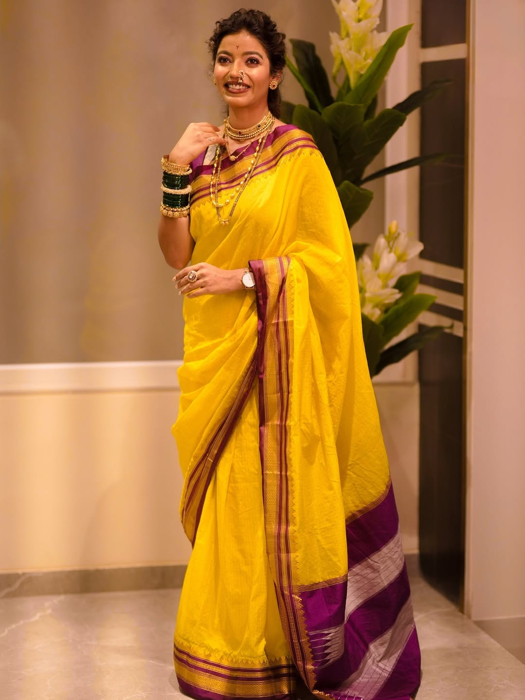 singer Juilee Jogalekar navratri day 4 look