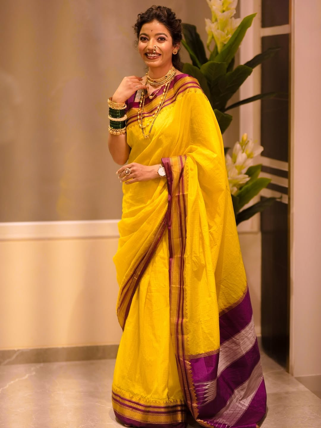 singer Juilee Jogalekar navratri day 4 look