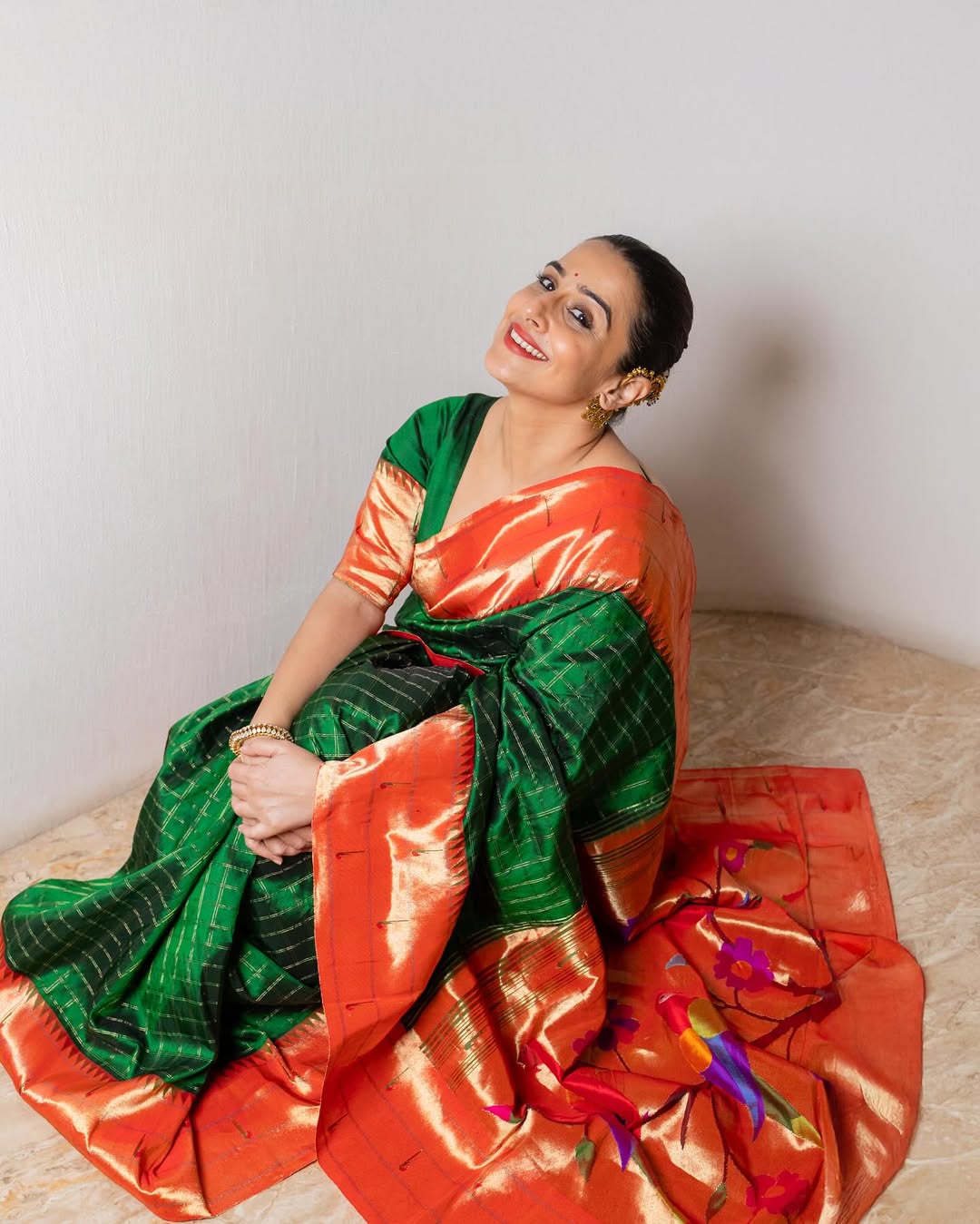 vidya balan navratri day 5 green saree look